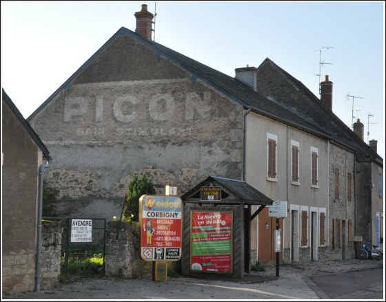 Pub-Picon-D777-Chateau-Chinon