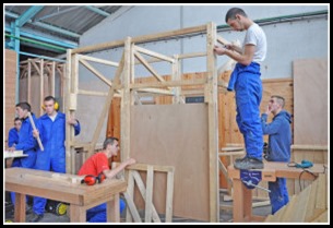 Decors-Dupuy-de-Lome1