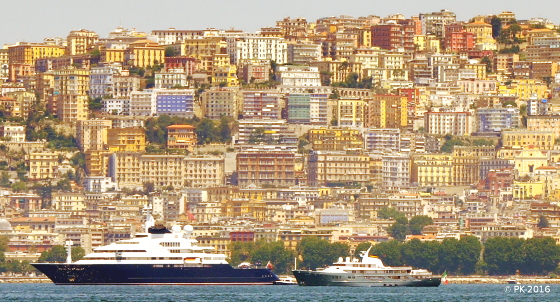 Ville-Naples-Vue de mer-1