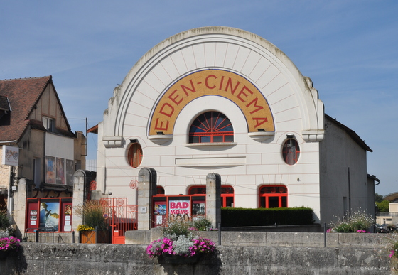 Cosne et son cinéma à l'architecture art déco des années 1929